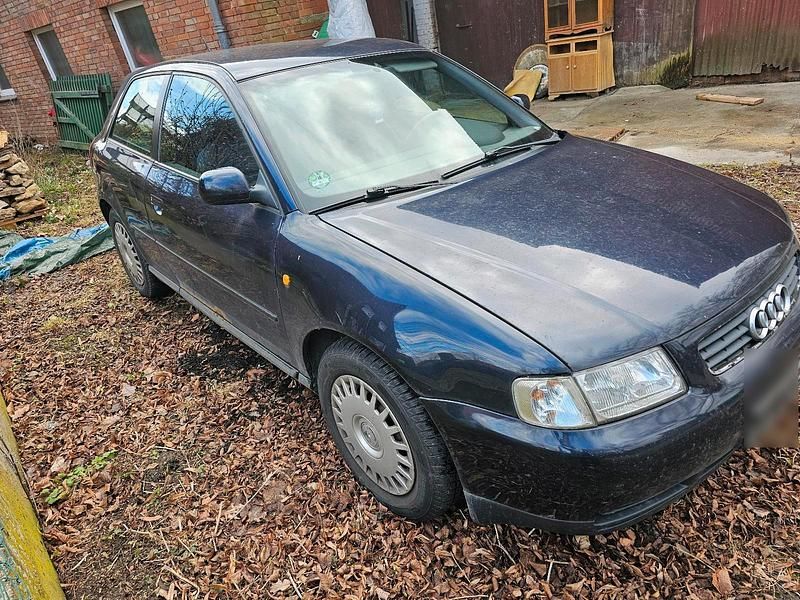 Gebraucht Audi A3 Basis 101 PS (74 kW) 1998 Blau Kleinwagen