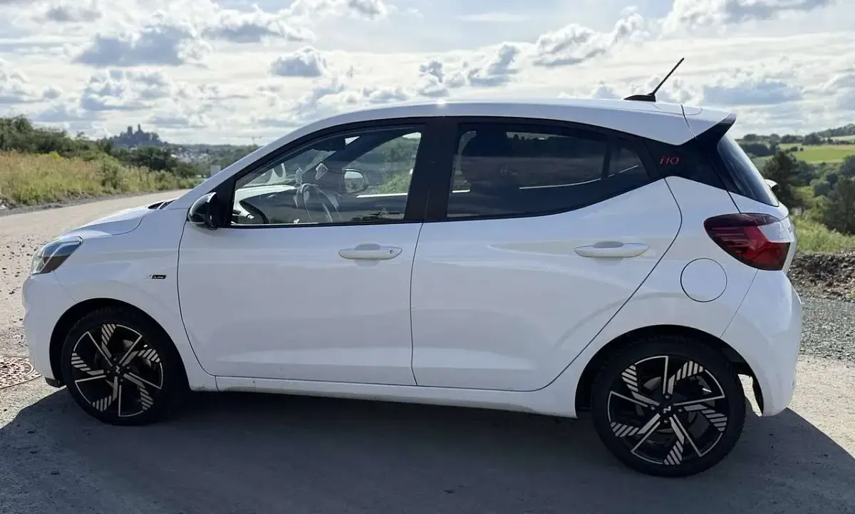 Gebraucht Hyundai i10 N Line 101 PS (74 kW) 2023 Weiß Kleinwagen