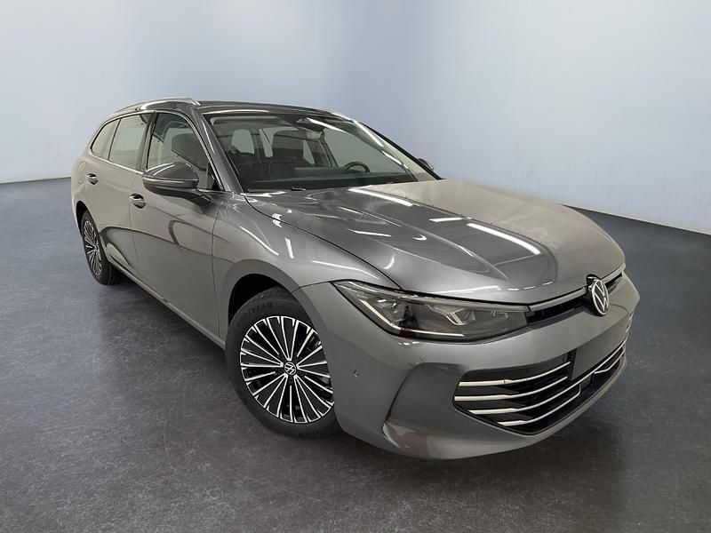 5x diabase grey met. Neu 2026 VW Passat R-line Kombi | 49.022 € (Superpreis) - Bild 1/4