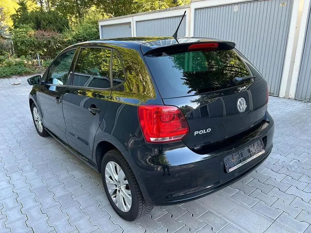 Gebraucht VW Polo Life 69 PS (50 kW) 2013 Schwarz Kleinwagen