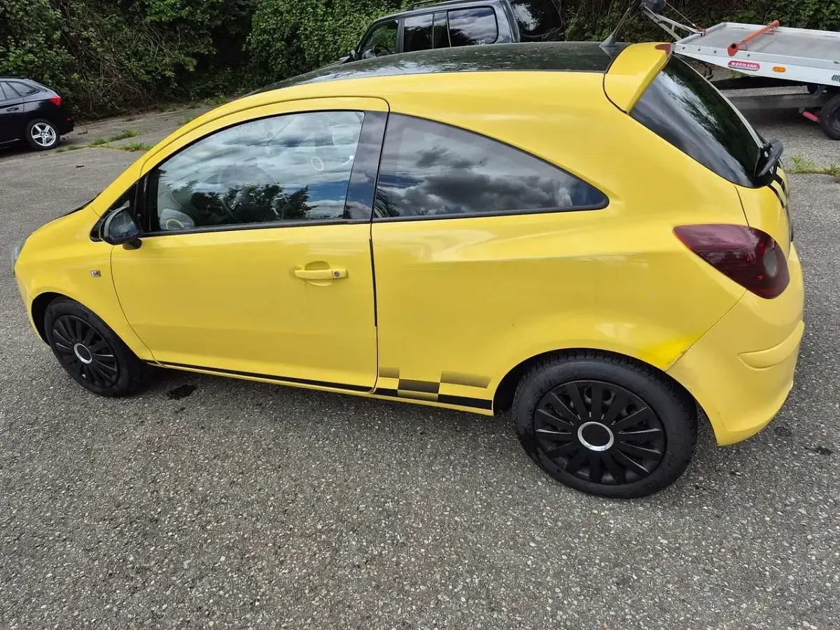 Gebraucht Opel Corsa Sport 101 PS (74 kW) 2010 Kleinwagen