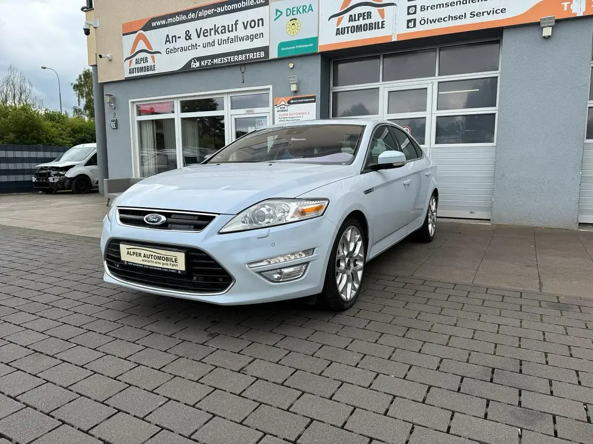 Gebraucht Ford Mondeo 200 PS (147 kW) 2013 Andere farben Limousine