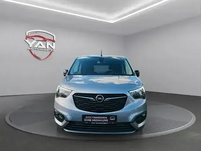 Gebraucht Opel Combo Life Elegance 131 PS (96 kW) 2023 Silber Van / Kleinbus