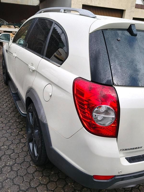 Gebraucht Chevrolet Captiva LT 163 PS (119 kW) 2012 Weiß SUV