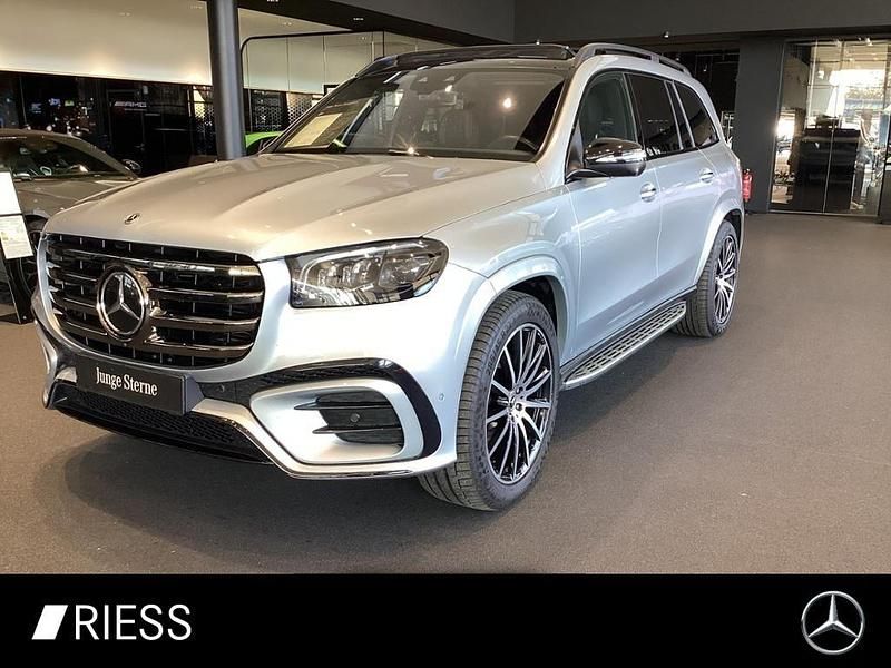 Metalliclack hightechsilber Gebraucht 2024 Mercedes GLS450 AMG SUV | 107.700 € (Teuer) - Bild 1/4