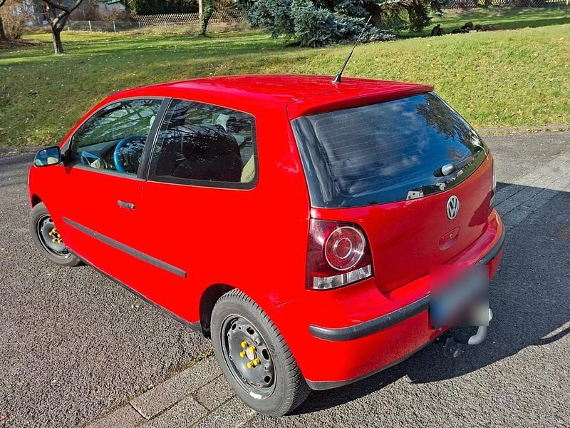 Gebraucht VW Polo 63 PS (46 kW) 2005 Rot Kleinwagen