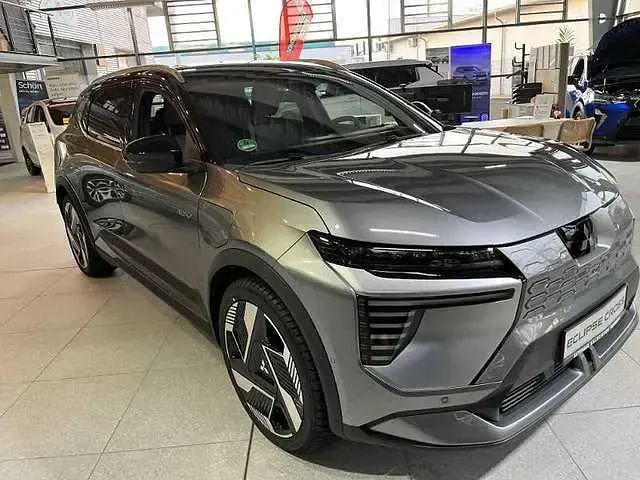 Gebraucht Mitsubishi Eclipse Diamant Edition 55 kW (75 PS) 2025 Achatgrau / onyxschwarz SUV