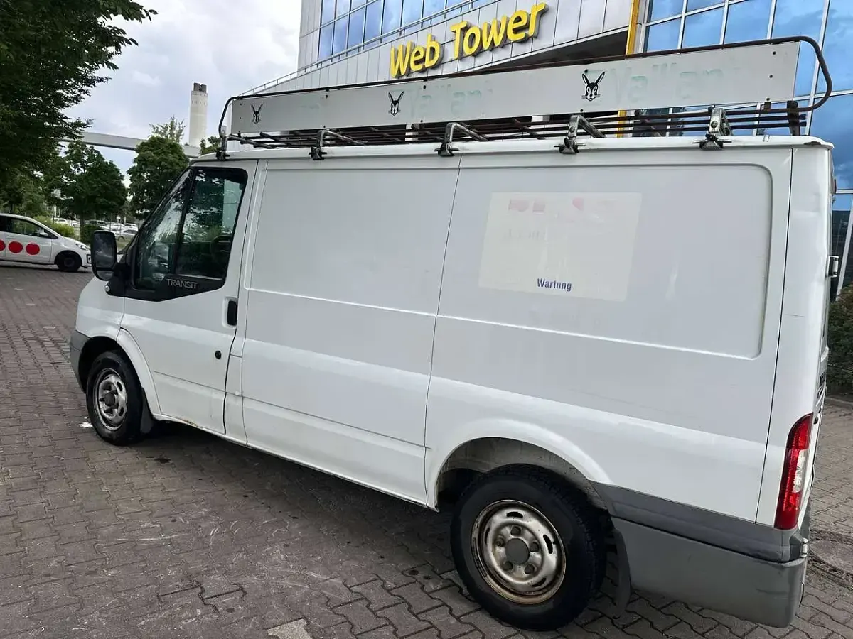Gebraucht Ford Transit 86 PS (63 kW) 2008 Frostweiß Pickup