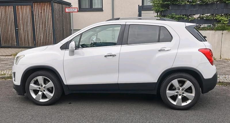 Gebraucht Chevrolet Trax 140 PS (102 kW) 2013 Weiß SUV