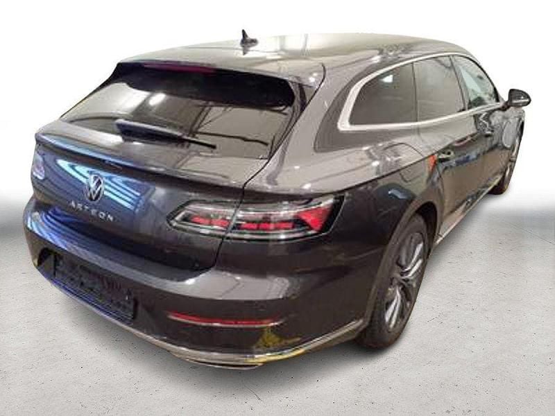 Gebraucht VW Arteon Elegance 190 PS (139 kW) 2024 Grau Kombi