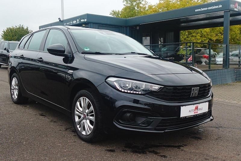 Schwarz Gebraucht 2021 Fiat Tipo City Life Kombi | 12.490 € (Guter Preis) - Bild 1/4