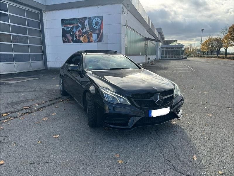 Gebraucht Mercedes E350 AMG 252 PS (185 kW) 2014 Schwarz Coupé