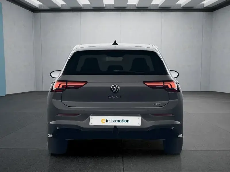 Neu VW Golf VIII 150 PS (110 kW) 2026 Grau Kleinwagen