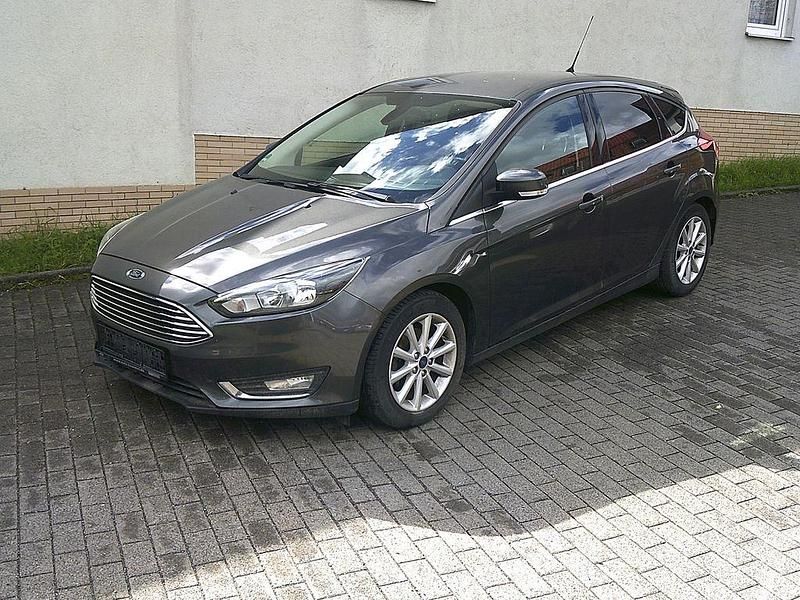 Gebraucht Ford Focus Titanium 125 PS (91 kW) 2016 Limousine