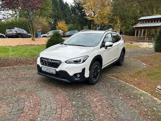 Weiß Gebraucht 2023 Subaru XV Comfort SUV | 23.500 € (Fairer Preis) - Bild 1/4