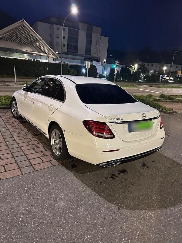 Second-hand Mercedes E200 150 CP (110 kW) 2017 Alb Berlinǎ