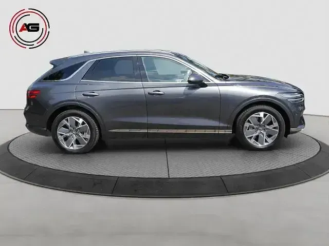 Second-hand Genesis GV70 359 kW (489 CP) 2023 Gri SUV