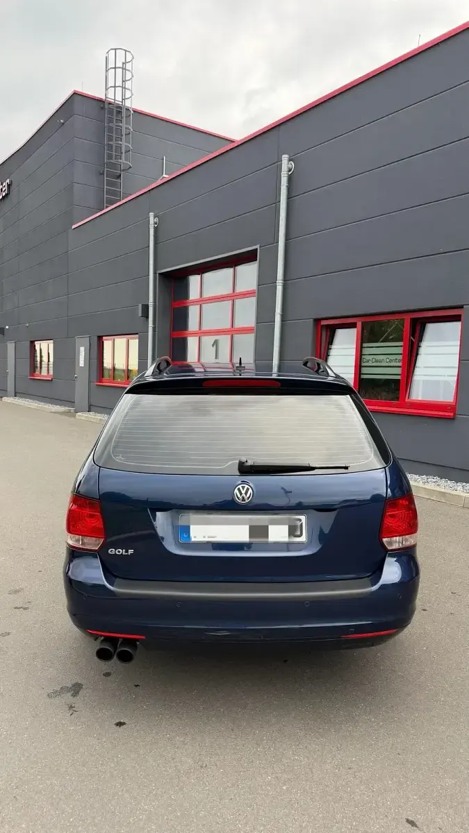 Gebraucht VW Golf VI 122 PS (89 kW) 2010 Blau Kleinwagen