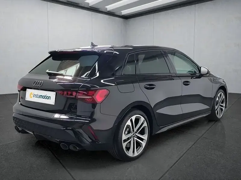 Neu Audi S3 Sportback 333 PS (244 kW) 2026 Schwarz Kleinwagen