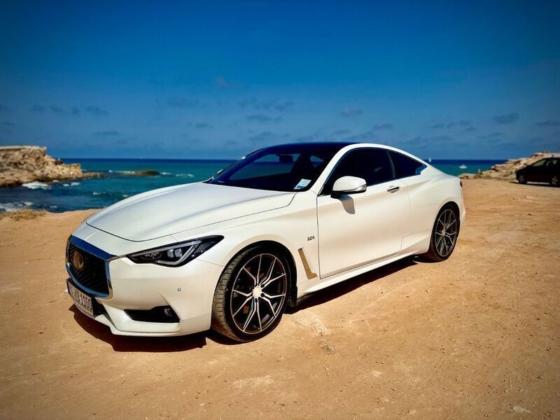 Weiß Gebraucht 2019 Infiniti Q60 Sport Tech Coupé | 22.222 € - Bild 1/4