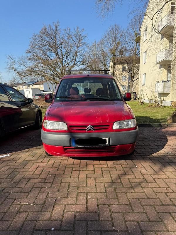 Gebraucht Citroën Berlingo 109 PS (80 kW) 2002 Rot Van / Kleinbus