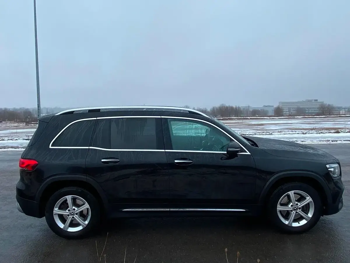 Gebraucht Mercedes GLB200 150 PS (110 kW) 2020 Schwarz SUV