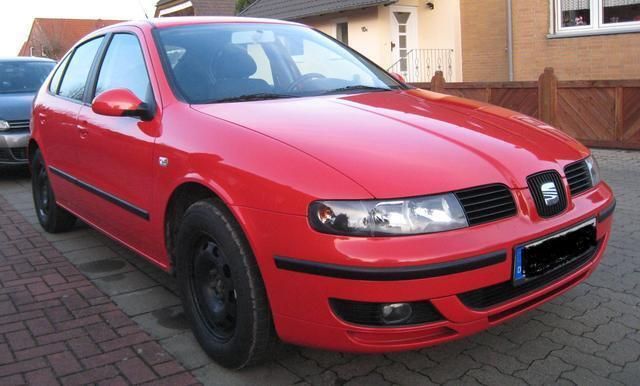 Rot Gebraucht 2004 Seat Leon Limousine | 4.950 € - Bild 1/4