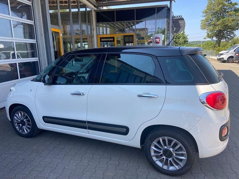 Gebraucht Fiat 500L Pop Star 120 PS (88 kW) 2015 Weiß Van / Kleinbus