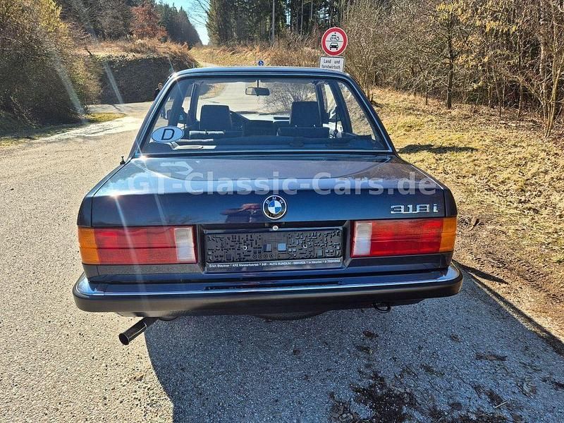 Gebraucht BMW 318 102 PS (75 kW) 1987 Blau