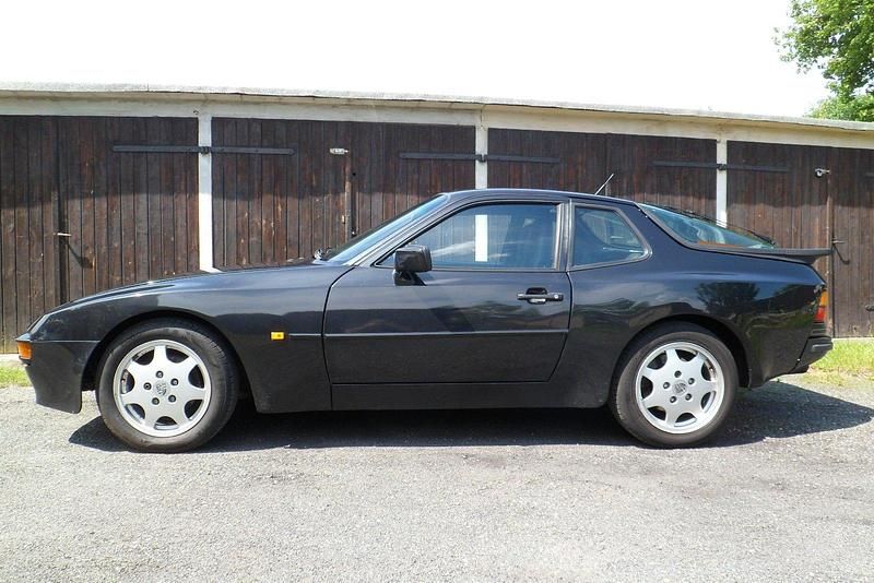 Schwarz Gebraucht 1988 Porsche 944 Coupé | 14.500 € - Bild 1/4