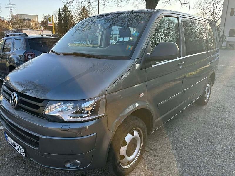 Gebraucht VW T5 179 PS (131 kW) 2015 Grau Van