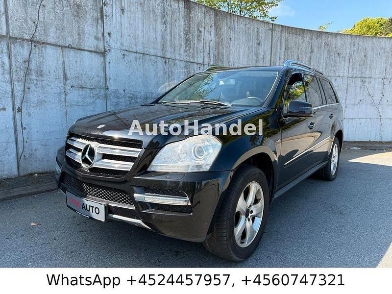 Schwarz Gebraucht 2010 Mercedes GL350 SUV | 8.900 € (Fairer Preis) - Bild 1/4