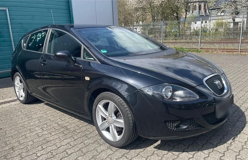 Second-hand Seat Leon 160 CP (117 kW) 2008 Negru Hatchback