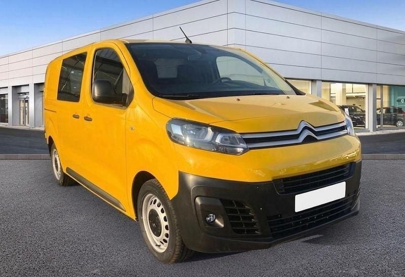 Second-hand Citroën Jumpy 144 CP (105 kW) 2022 Galben Monovolum