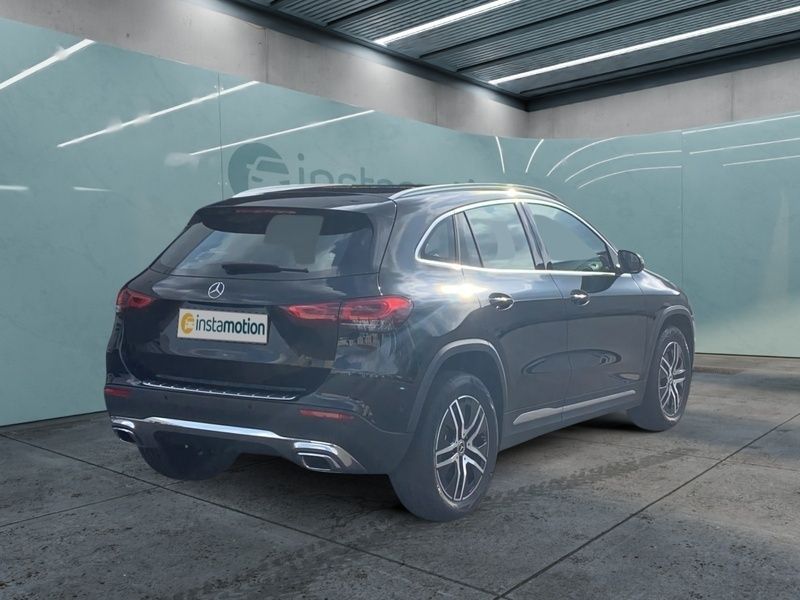 Gebraucht Mercedes GLA180 Progressive 136 PS (100 kW) 2023 Schwarz SUV