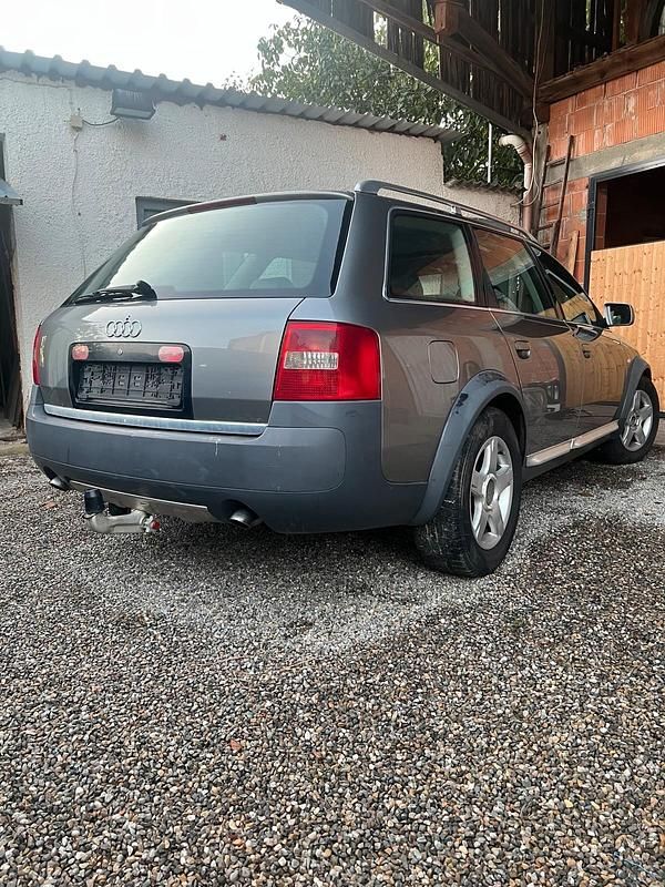 Silber Gebraucht 2003 Audi A6 Kombi | 1.400 € (Superpreis) - Bild 1/4
