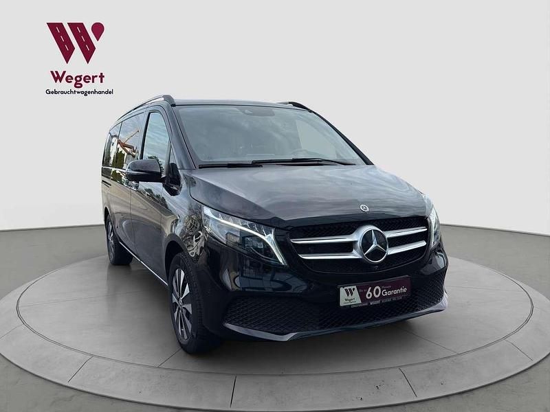Gebraucht Mercedes V300 237 PS (174 kW) 2023 Schwarz Van / Kleinbus