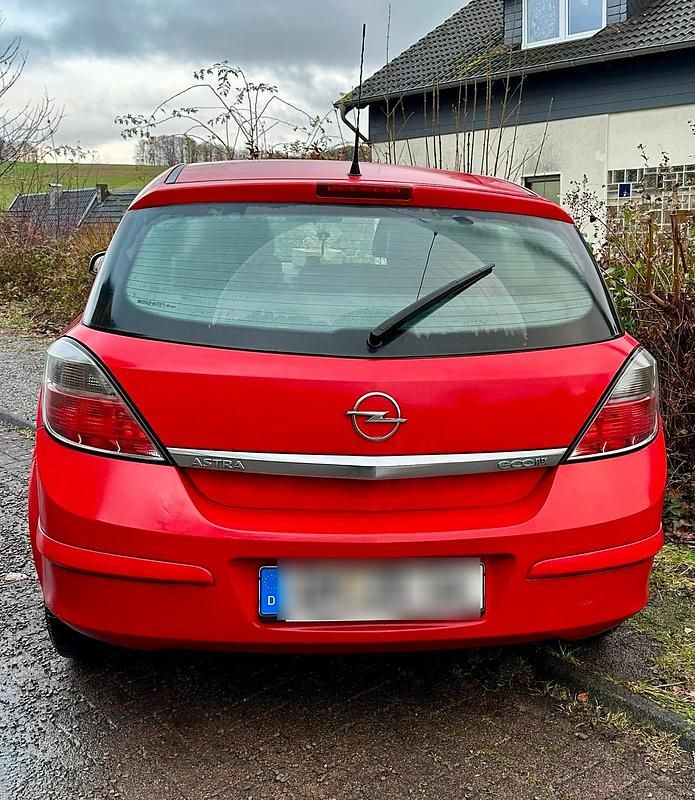 Gebraucht Opel Astra 66 PS (48 kW) 2009 Rot Kleinwagen
