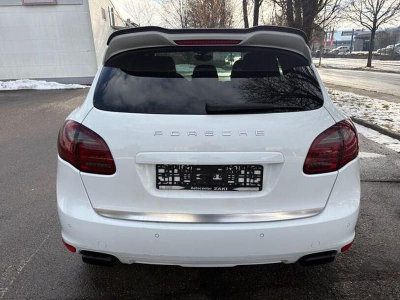 Gebraucht Porsche Cayenne 245 PS (180 kW) 2013 Weiß SUV