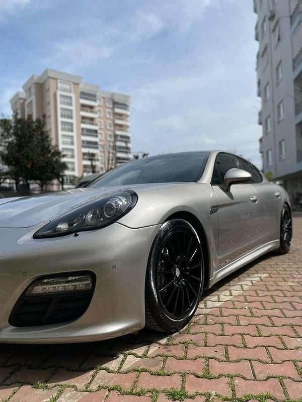 Gebraucht Porsche Panamera S 400 PS (294 kW) 2011 Limousine