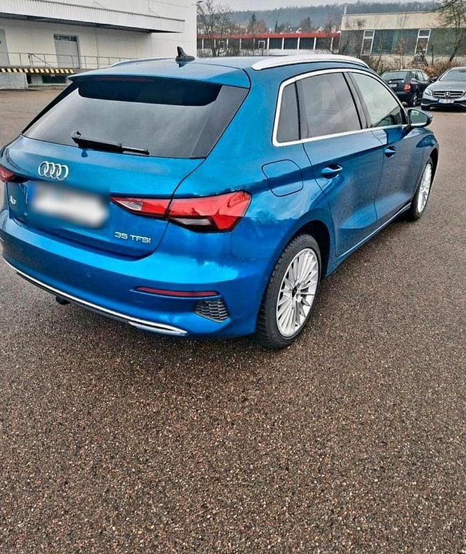 Gebraucht Audi A3 Advanced 150 PS (110 kW) 2023 Blau Limousine