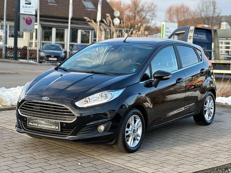 Gebraucht Ford Fiesta Titanium 125 PS (91 kW) 2017 Schwarz Kleinwagen