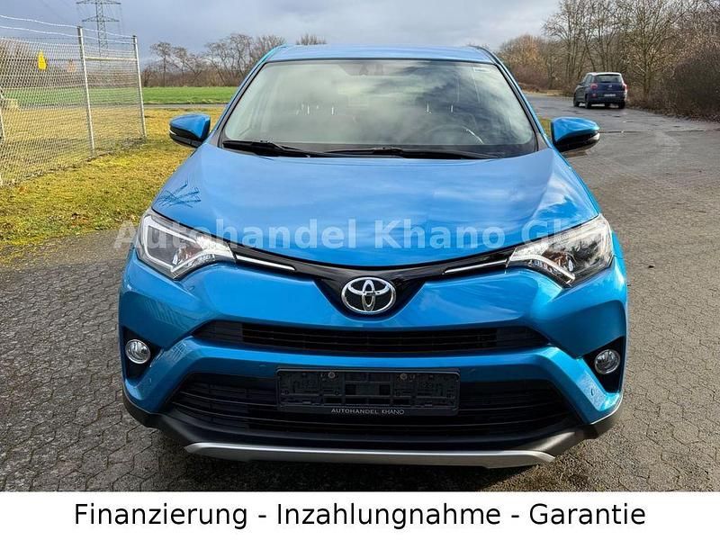 Gebraucht Toyota RAV4 Edition 143 PS (105 kW) 2016 Blau SUV