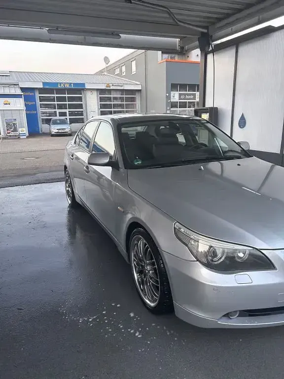 Gebraucht BMW 530 Shadowline 258 PS (189 kW) 2006 Silber Limousine