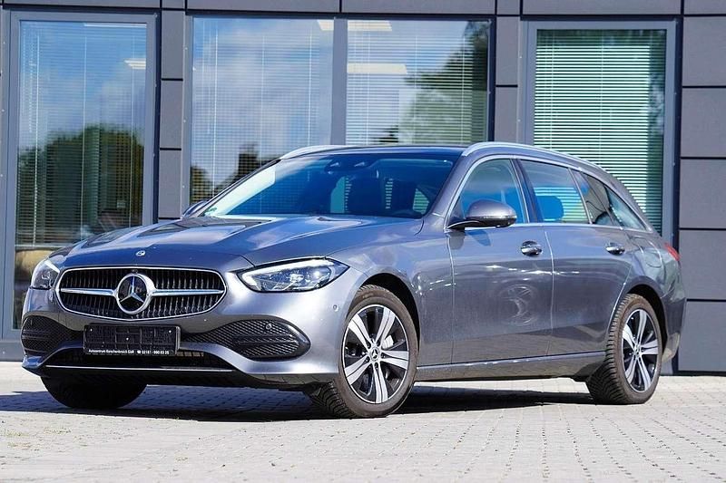 Selenitgrau Gebraucht 2023 Mercedes C300e Kombi | 40.980 € (Fairer Preis) - Bild 1/4