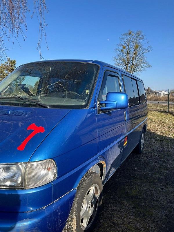 Gebraucht VW Transporter 101 PS (74 kW) 1999 Blau Van