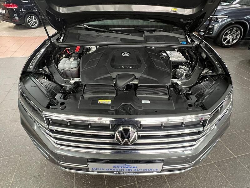 Gebraucht VW Touareg Elegance 340 PS (250 kW) 2022 Quarzitgrau SUV