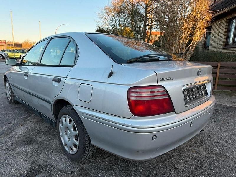 Gebraucht Honda Accord 136 PS (100 kW) 2000 Grau Limousine