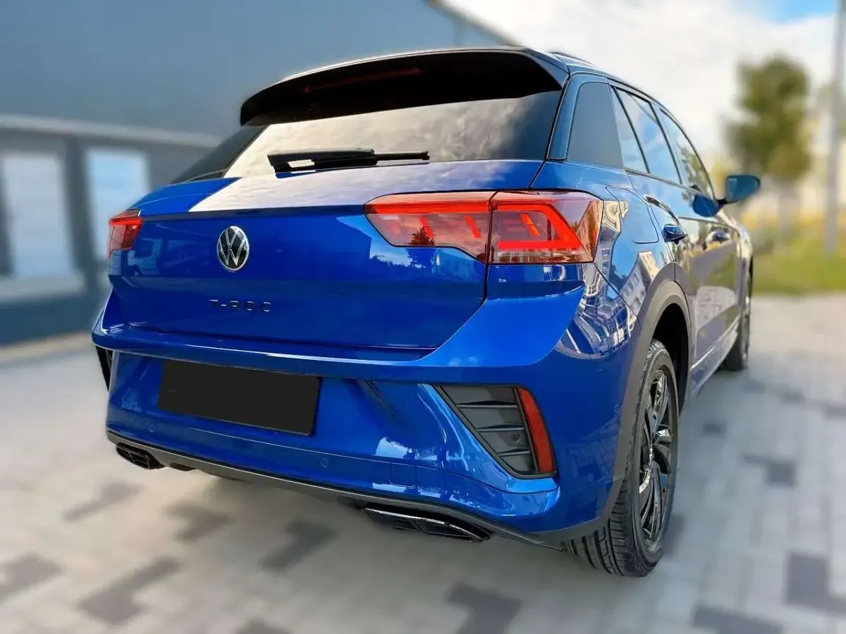 Gebraucht VW T-Roc Pro 150 PS (110 kW) 2024 Blau SUV