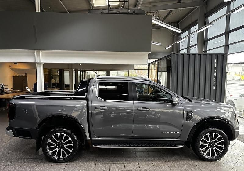 Gebraucht Ford Ranger 241 PS (177 kW) 2024 Grau metallic Pickup